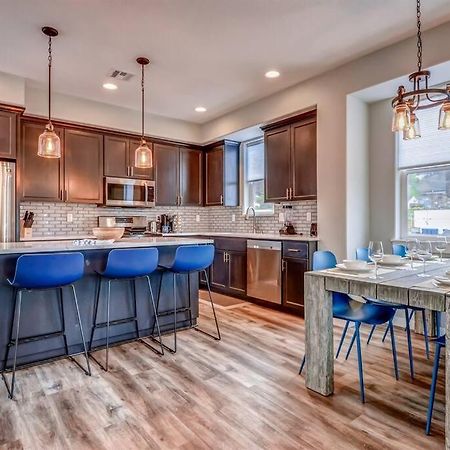 New Tri-Level Home With Ocean View And 3 En-Suite Bedrooms! Депо-Бей Экстерьер фото