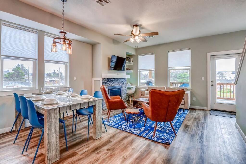 New Tri-Level Home With Ocean View And 3 En-Suite Bedrooms! Депо-Бей Экстерьер фото